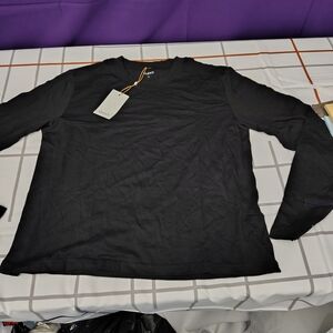 Quince Classic Black Long Sleeve Tee